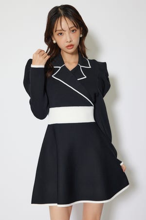 テーラードカラーミニフレアニットワンピース