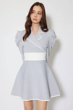 テーラードカラーミニフレアニットワンピース