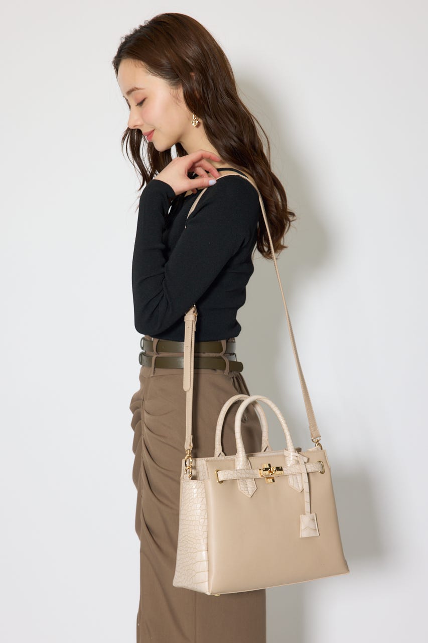 【森香澄さん着用】ベルトデザインカデナバッグ BEG FREE
