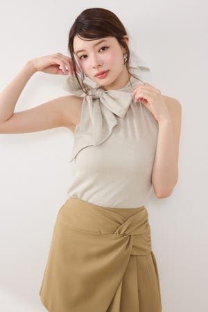 ラメフライスリボンネックトップス