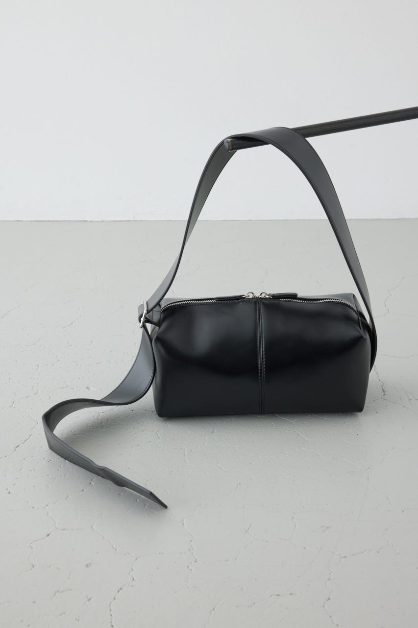 【WEB限定】スクエアショルダーバッグ BLK FREE