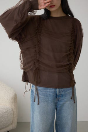 チュールレイヤードトップス