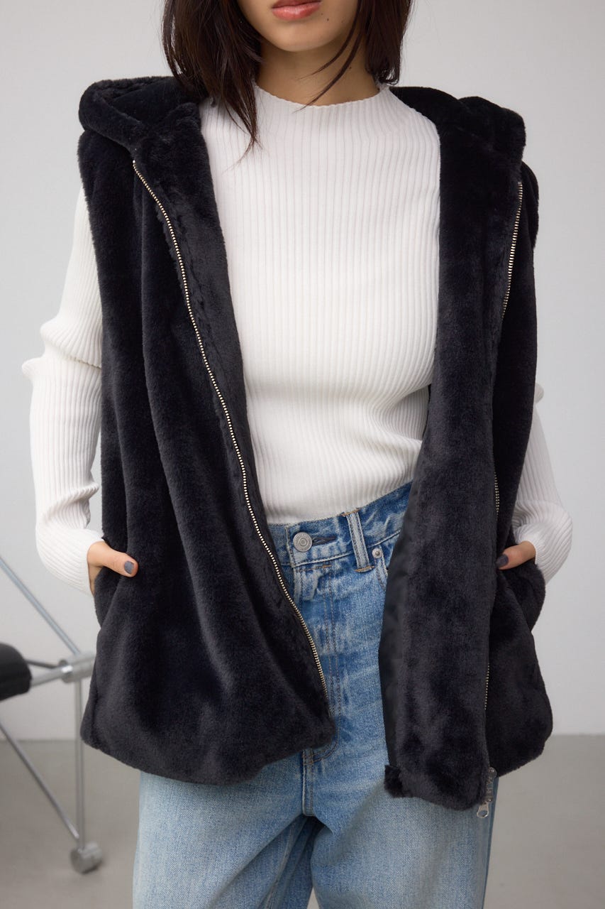 フードファーベスト BLK FREE