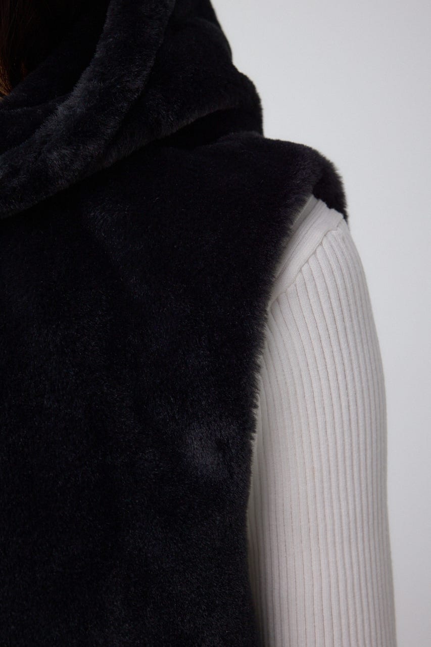 フードファーベスト BLK FREE