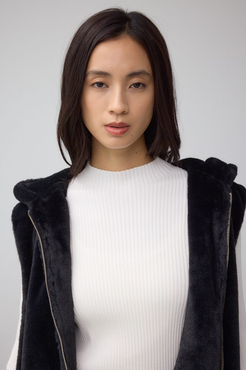 フードファーベスト BLK FREE