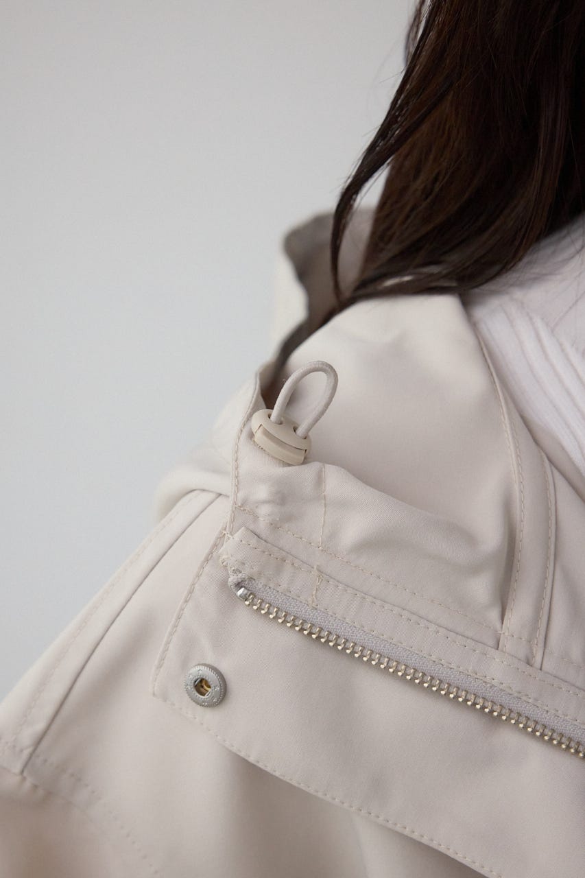 ショートマウンテンパーカー L/BEG FREE