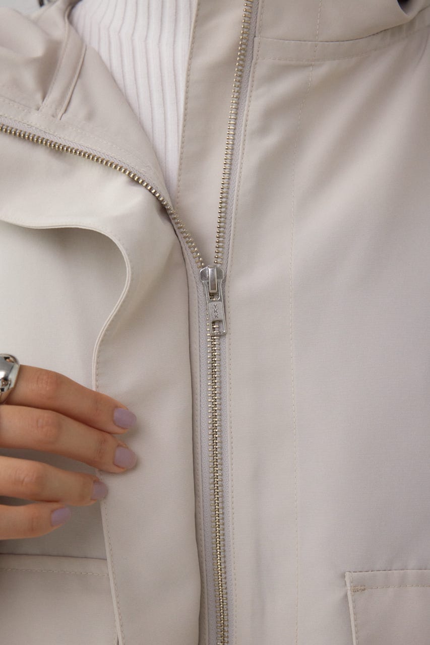 ショートマウンテンパーカー L/BEG FREE