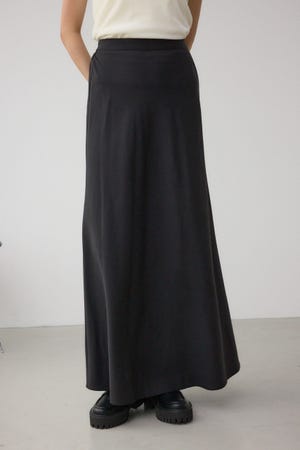 セミフレアスカート