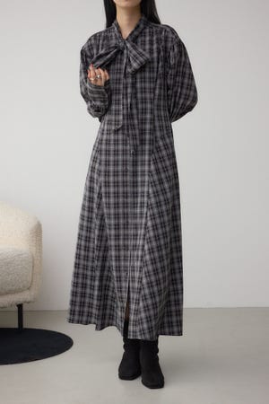 チェックボウタイワンピース