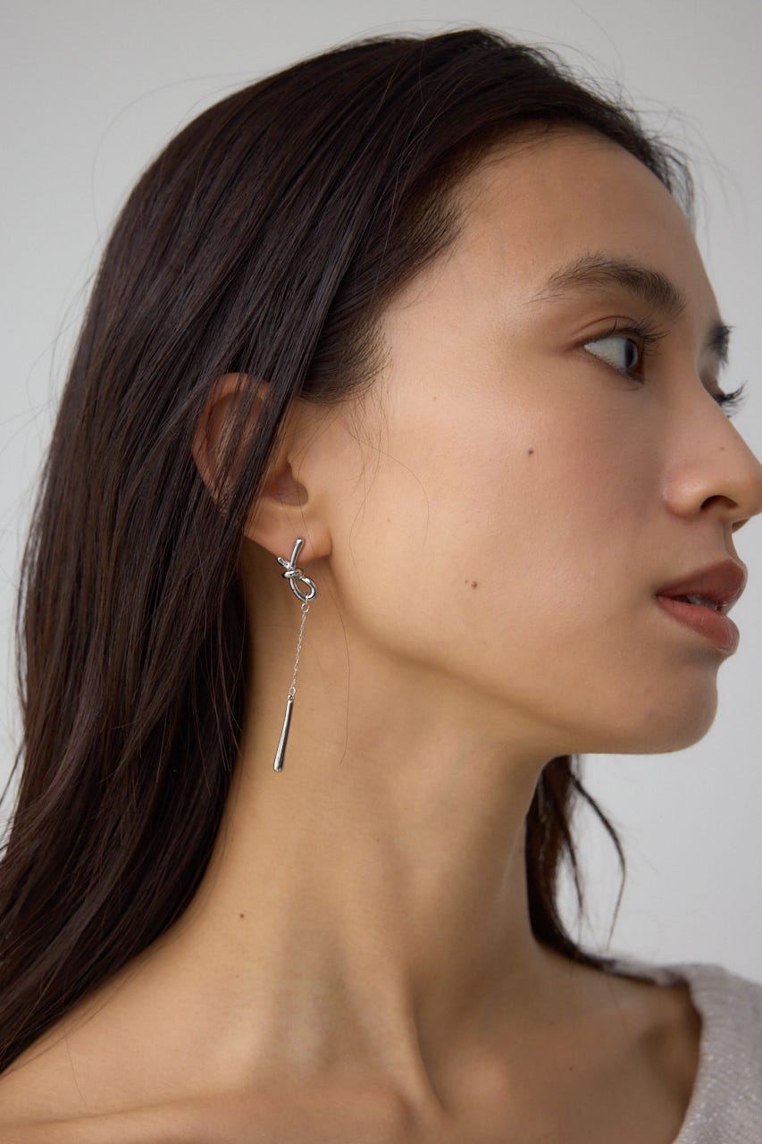 【All Blues】18KYGヴェルメイユ スモール thin almost ピアス All Blues】ゴールド スモール thick snake フープピアス (All