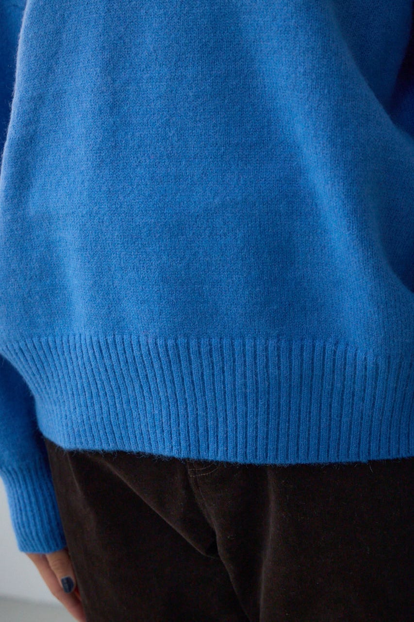 Vネックアソートカラーニットプルオーバー BLU FREE