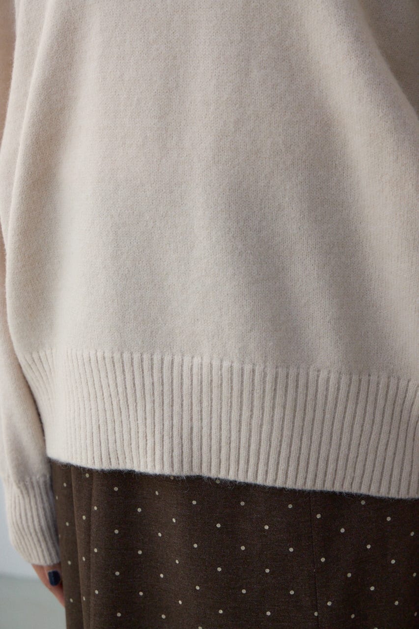 Vネックアソートカラーニットプルオーバー IVOY FREE