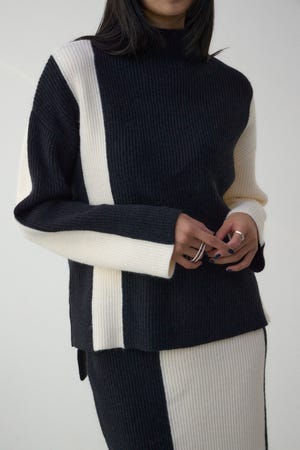 バイカラーハイネックニットトップス