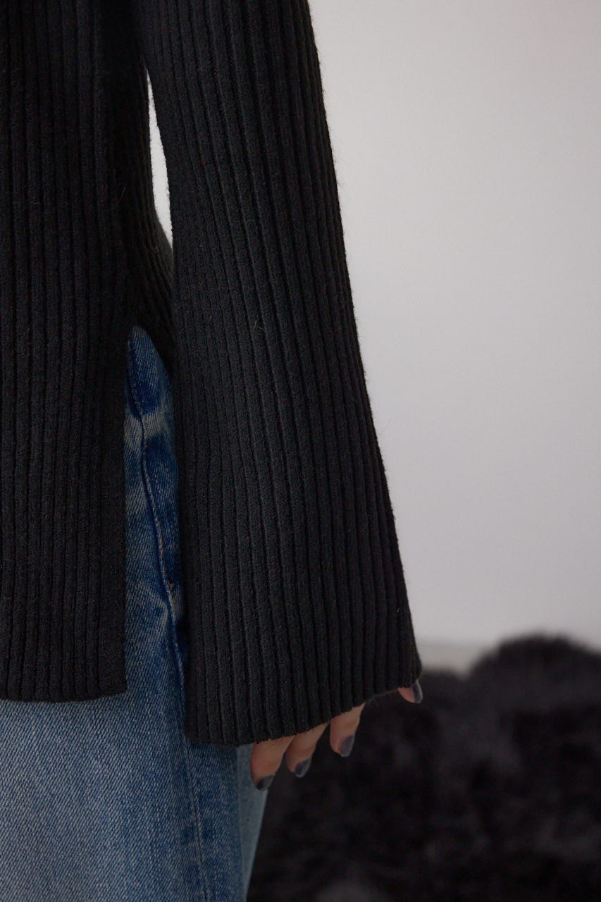 フーディーカーデ BLK FREE