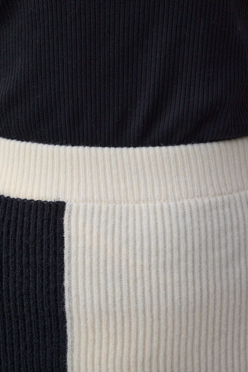 バイカラーIラインニットスカート BLK FREE