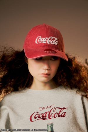 【Coca-Cola（R）｜AZUL】ロゴキャップ