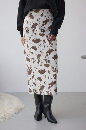 カウ柄ジャガードタイトスカート