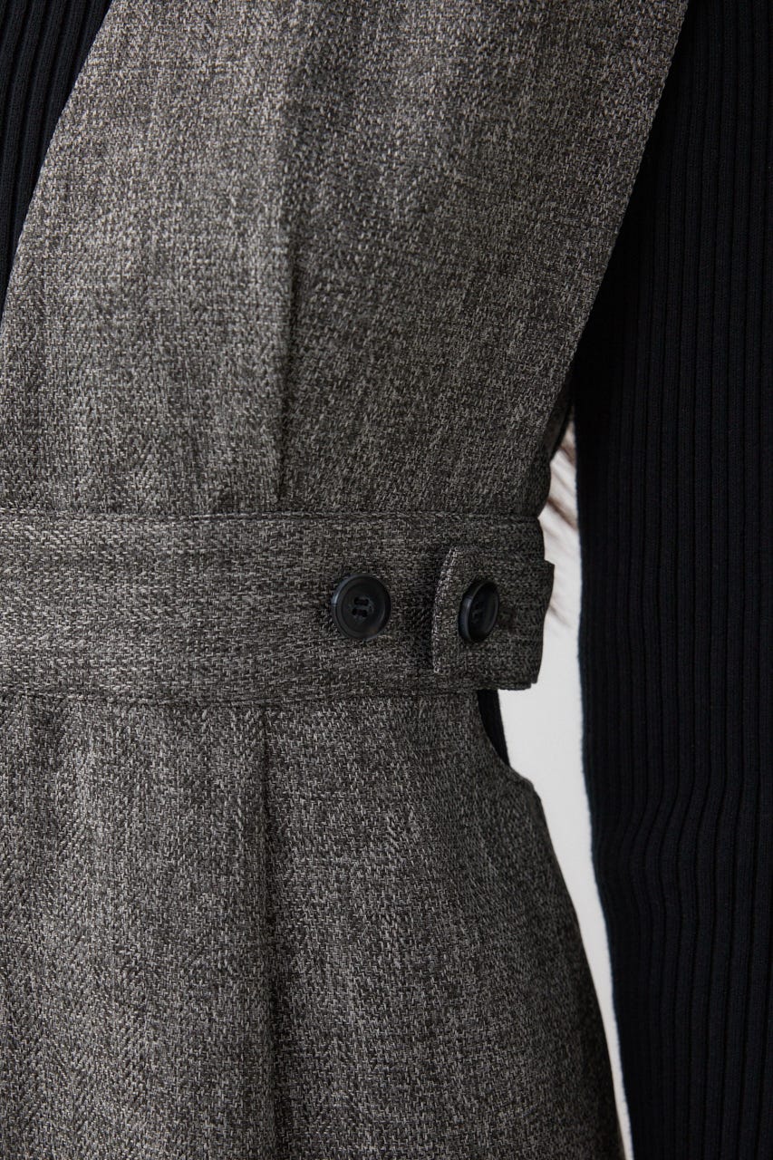 ALEXANDER McQUEEN カットアウト スカート ワンピース ALEXANDER McQUEEN カットアウト スカート ワンピース