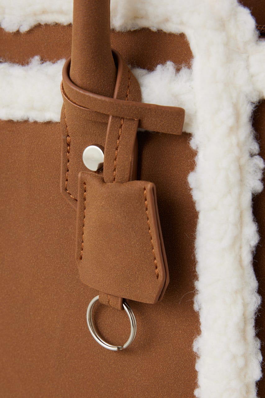 フェイクムートンハンドバッグ CAM FREE