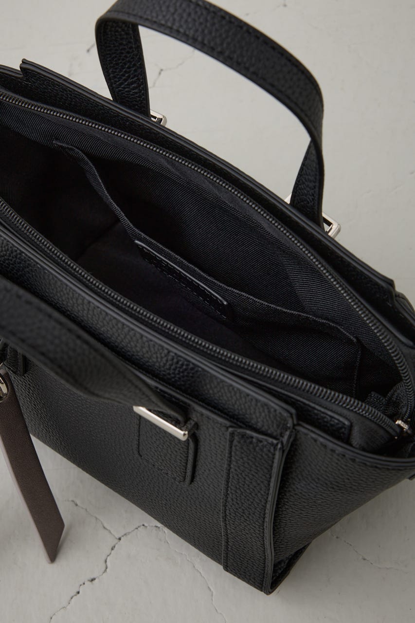 チャームセットトラペイズドバッグ BLK FREE