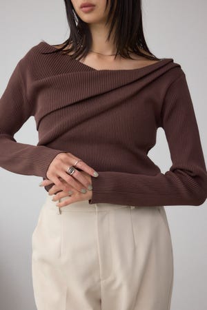 ドレープ長袖ニットトップス