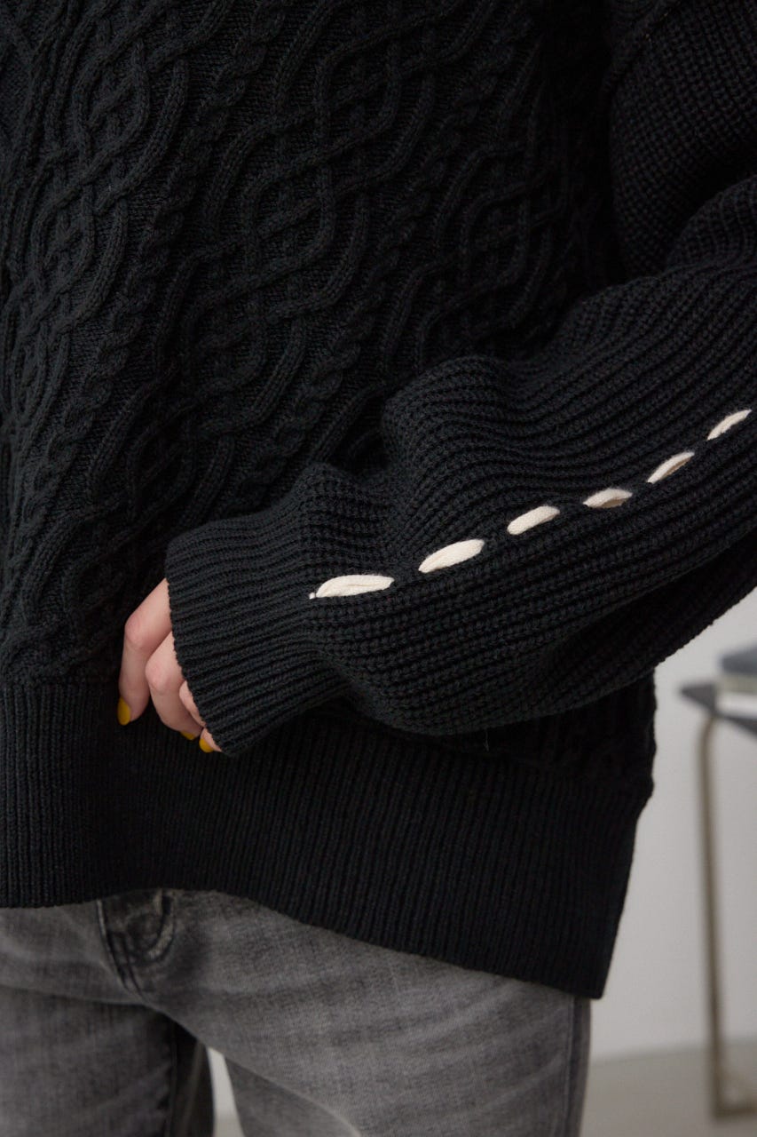 ステッチデザインケーブルニット BLK M