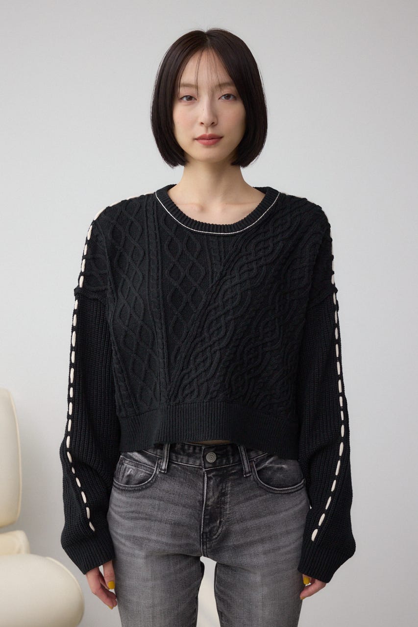 ステッチデザインケーブルニット BLK M