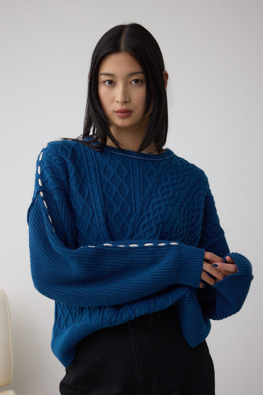 ステッチデザインケーブルニット D/BLU M