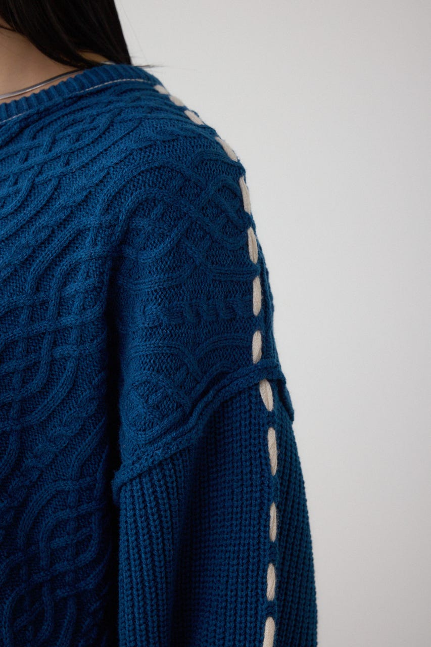 ステッチデザインケーブルニット D/BLU M
