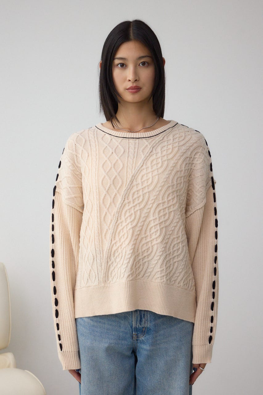 ステッチデザインケーブルニット IVOY S