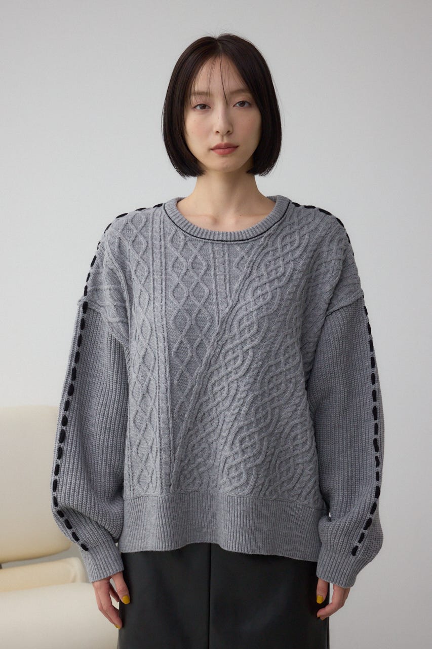 ステッチデザインケーブルニット T.GRY M