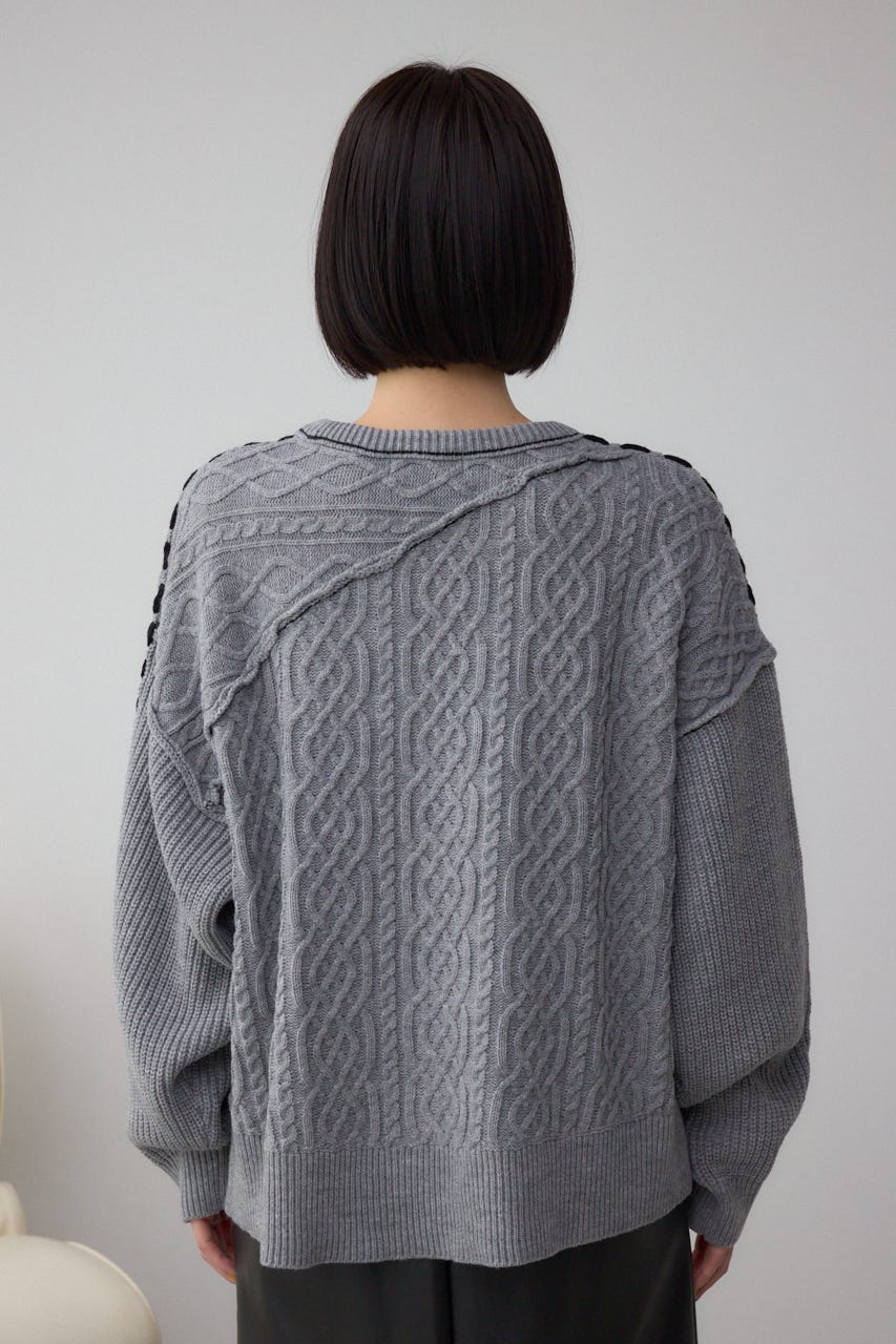 ステッチデザインケーブルニット T.GRY M