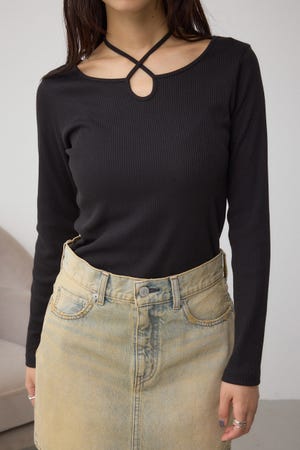 チョーカータイトトップス