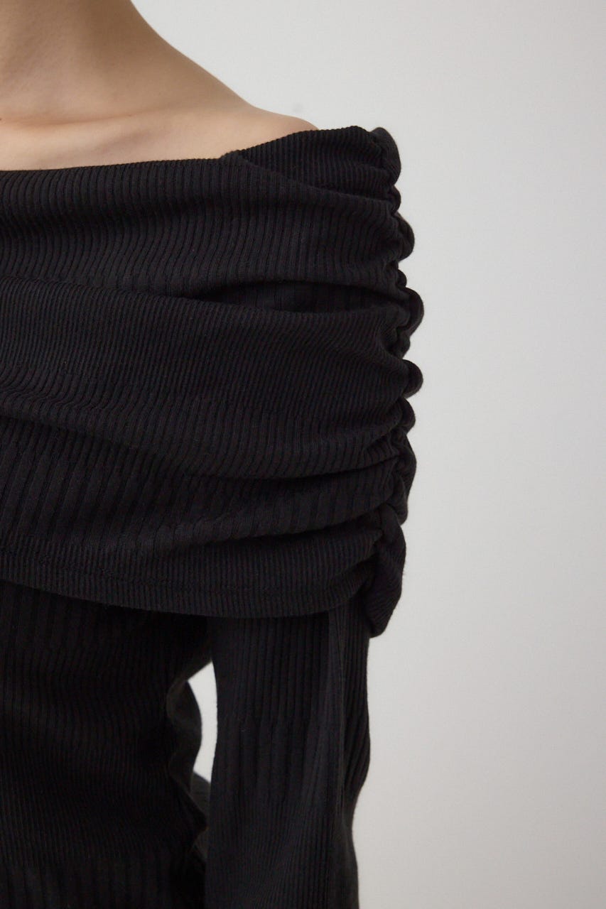 オフショルダーロングスリーブカットトップス BLK S