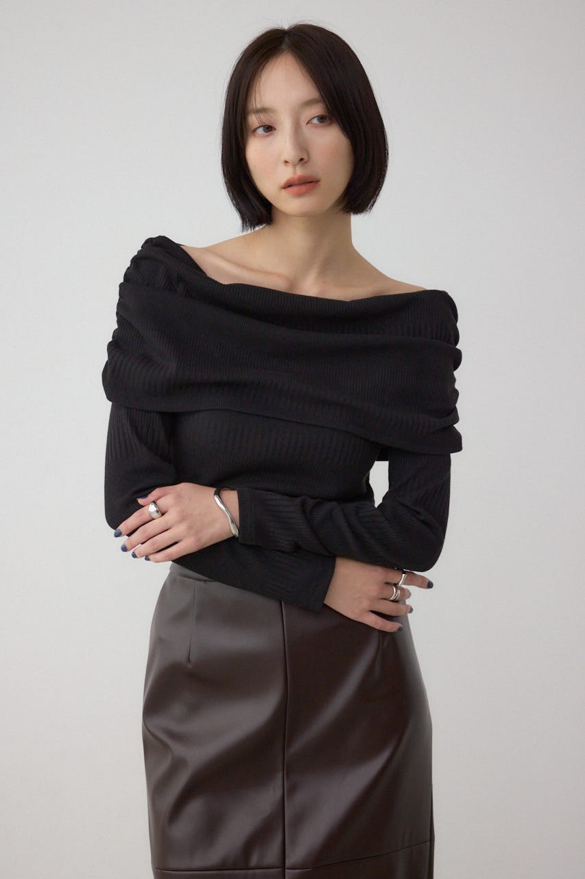 オフショルダーロングスリーブカットトップス BLK S