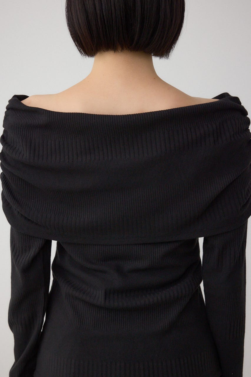 オフショルダーロングスリーブカットトップス BLK S