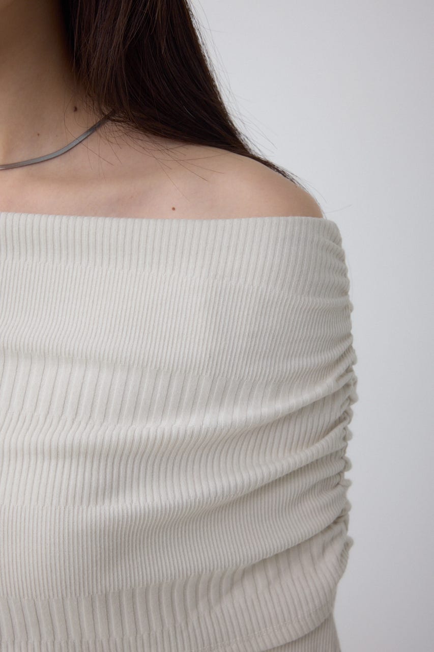 オフショルダーロングスリーブカットトップス IVOY M