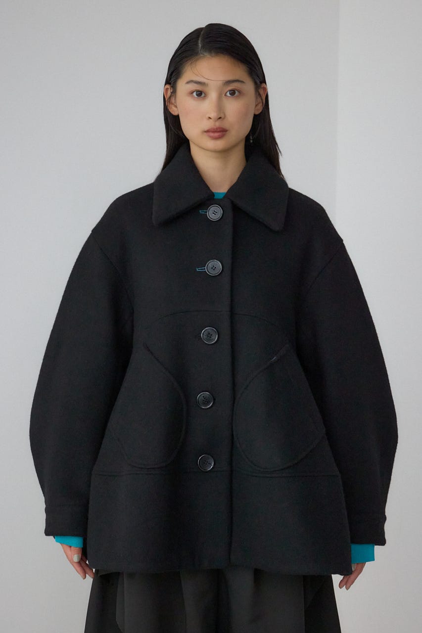 【PLUS】ボリュームスリーブペプラムコート BLK FREE