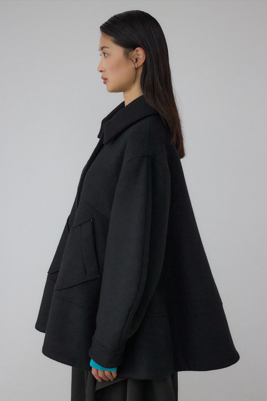 【PLUS】ボリュームスリーブペプラムコート BLK FREE