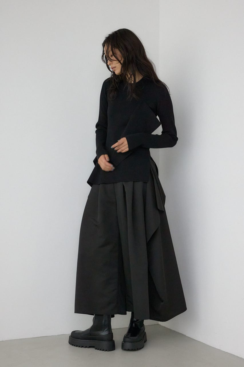 【PLUS】アシンメトリードレープニット BLK FREE