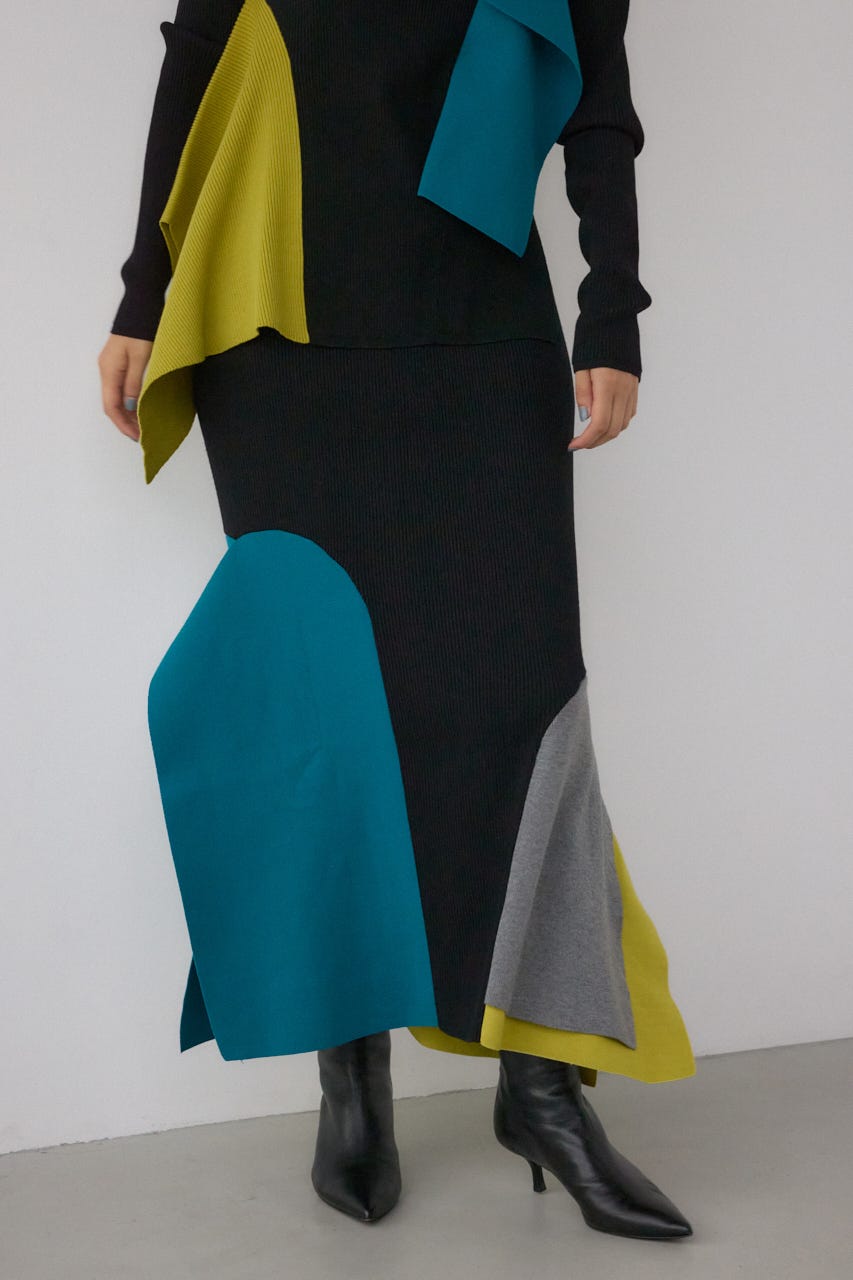 【PLUS】パネルマーメイドスカート 柄BLK M