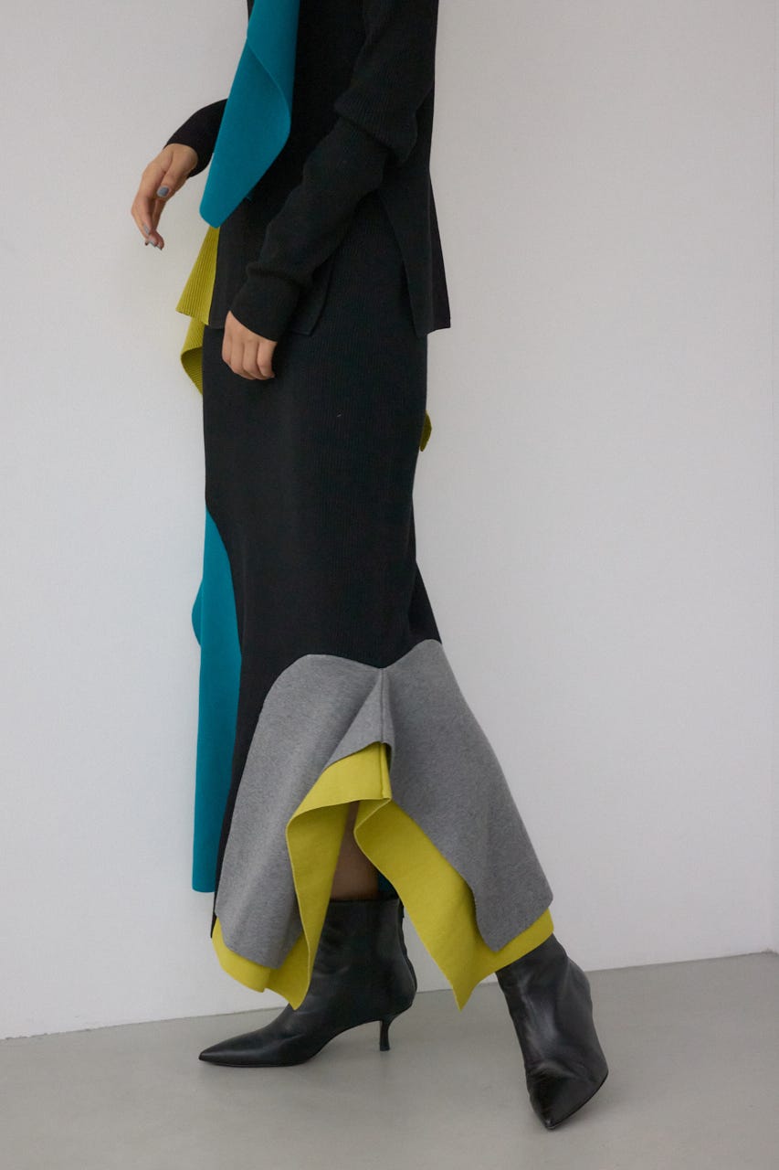 【PLUS】パネルマーメイドスカート 柄BLK M