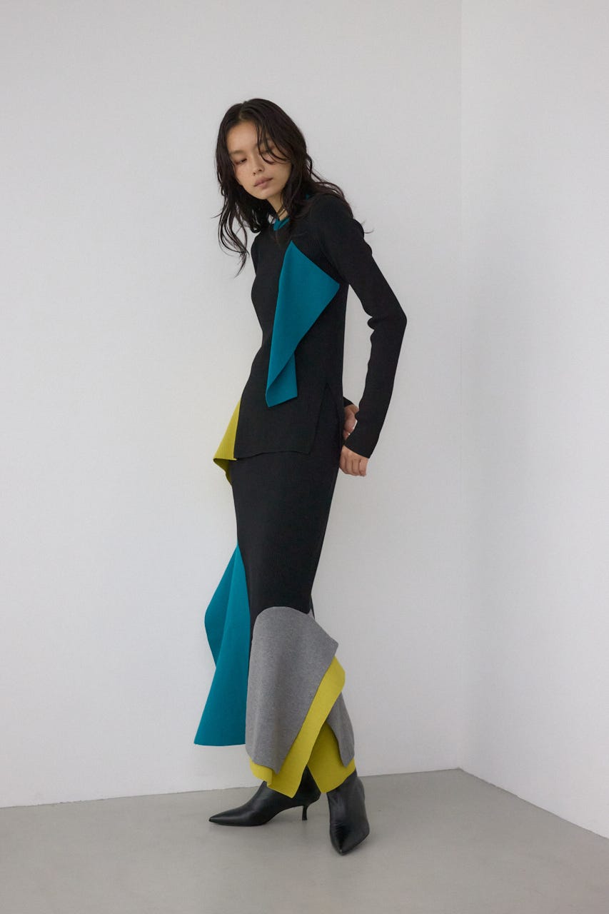 【PLUS】パネルマーメイドスカート 柄BLK M