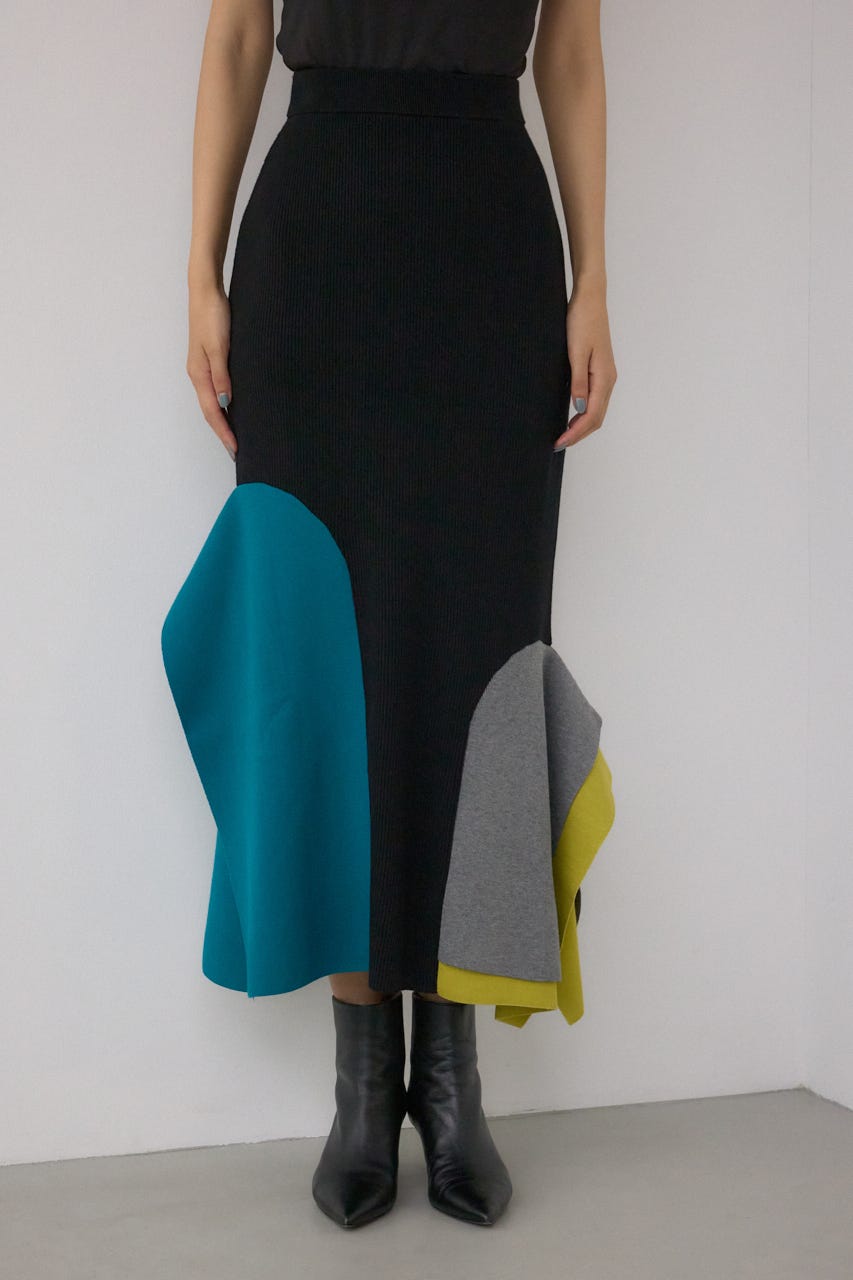 【PLUS】パネルマーメイドスカート 柄BLK M