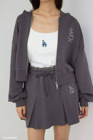 【MLB】AZUL ロゴショートパーカー