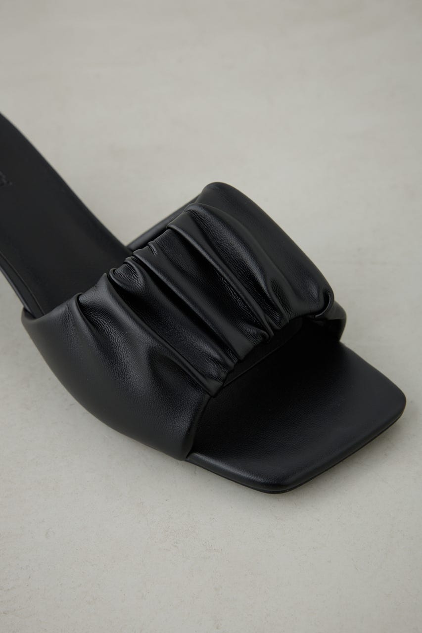 ギャザーストラップスクエアトゥサンダル BLK M
