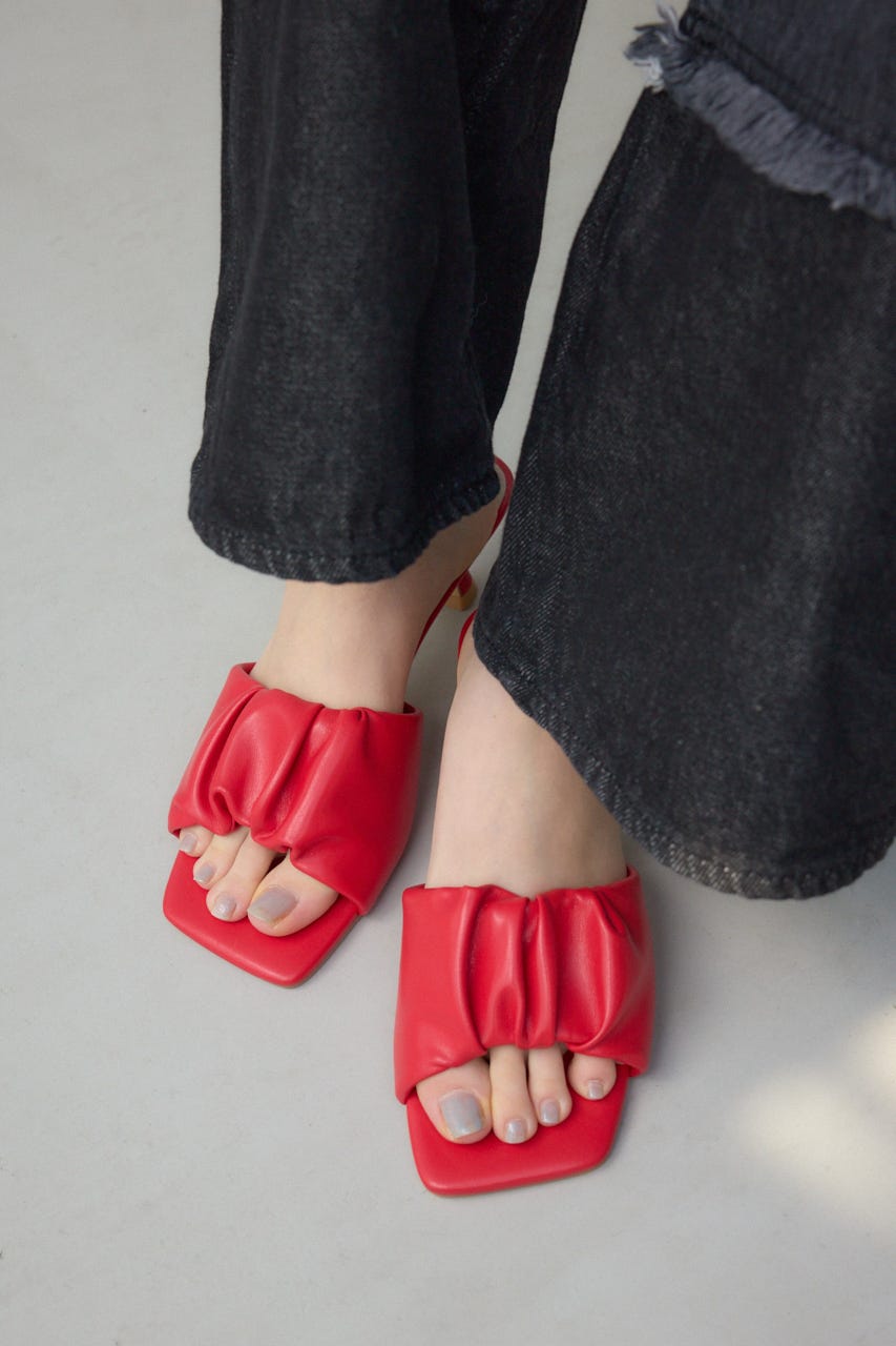 ギャザーストラップスクエアトゥサンダル RED M
