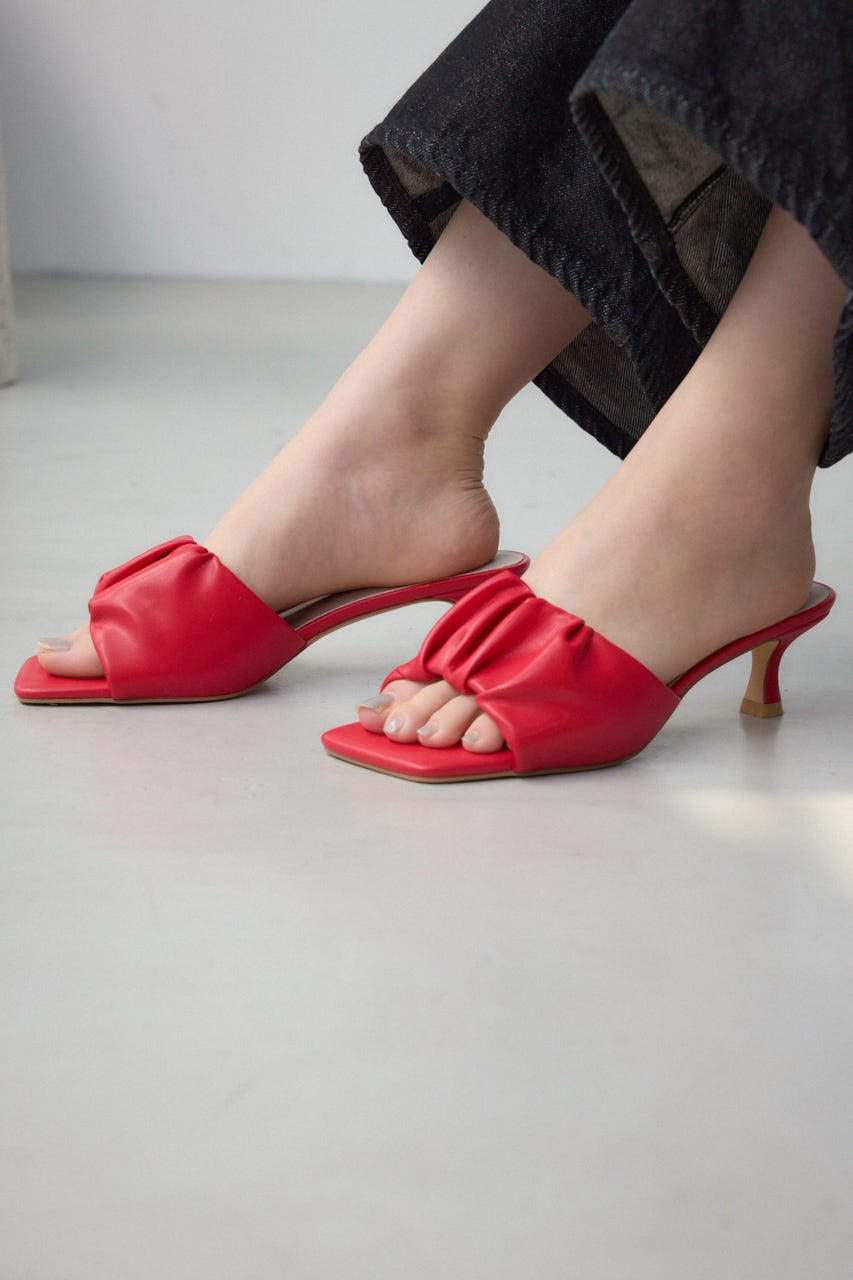 ギャザーストラップスクエアトゥサンダル RED M