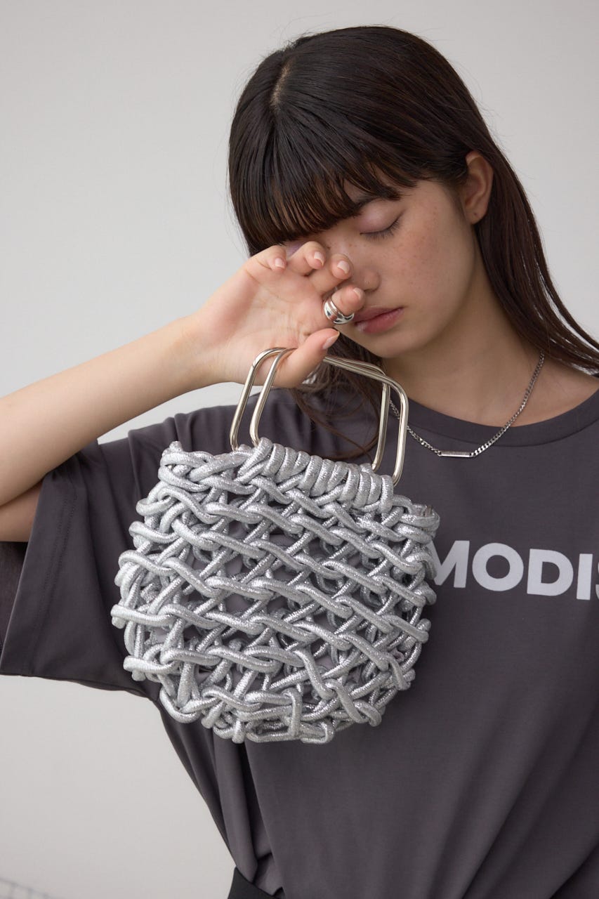 メタルハンドルメタリック編み込みバッグ SLV FREE
