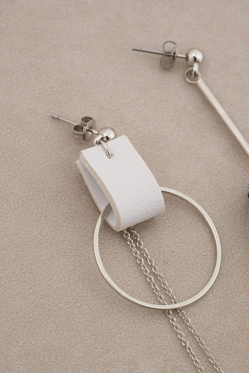 accessories mau し型ピアス accessories mau し型ピアス